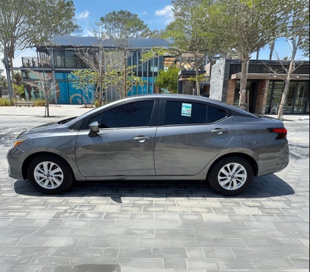Nissan Sunny 2024