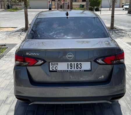 Nissan Sunny 2024