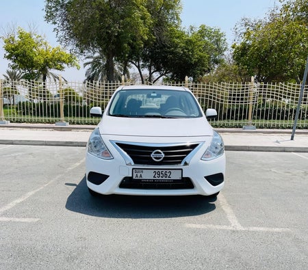 Nissan Sunny 2024