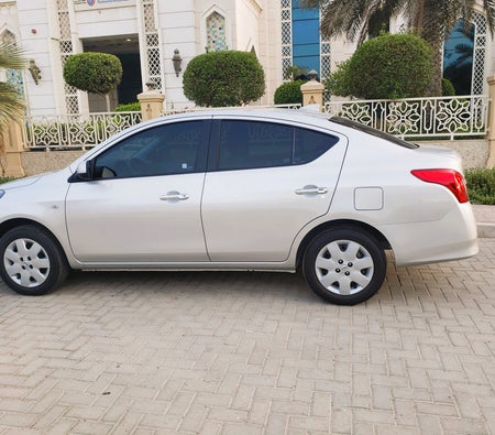 Nissan Sunny 2025
