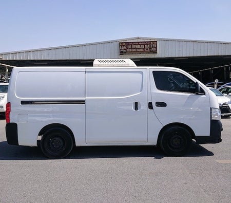 Nissan Urvan 2021, photo 4 of 4