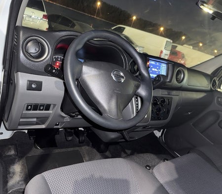 Nissan Urvan 2022, photo 3 of 4
