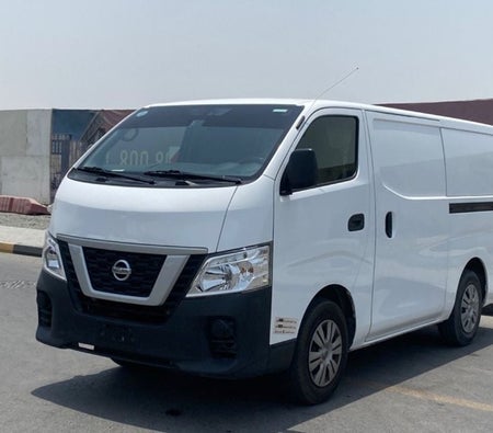 Nissan Urvan 2022, photo 3 of 4