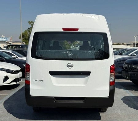 Nissan Urvan 2025, photo 4 of 4