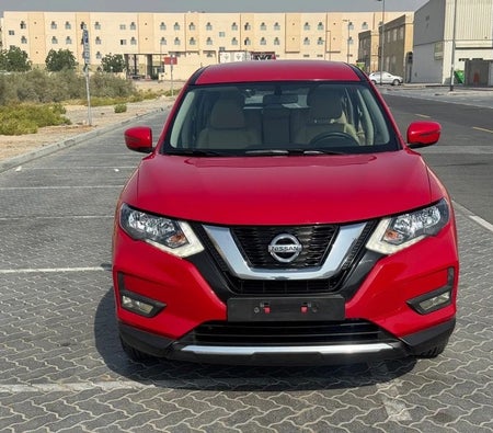 Red Nissan  2018
