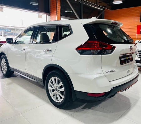 White Nissan  2020