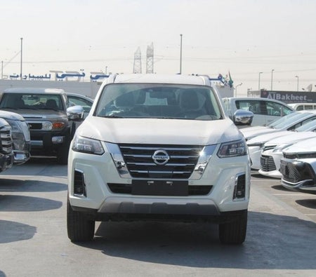 Nissan Xterra 2023, photo 2 of 4