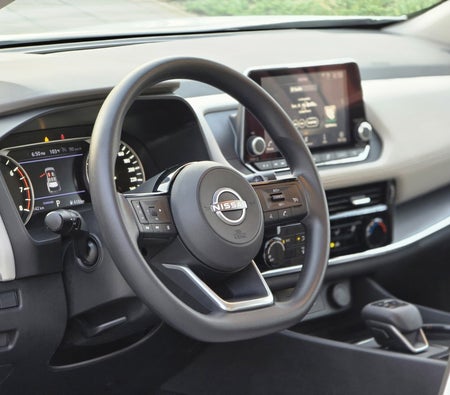 Beyaz Nissan XTrail 2026
