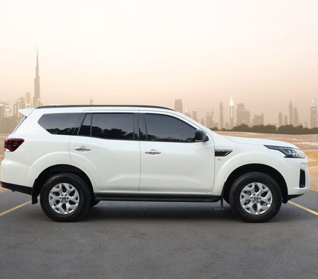 White Nissan Xterra 2024 White Nissan Xterra 2024