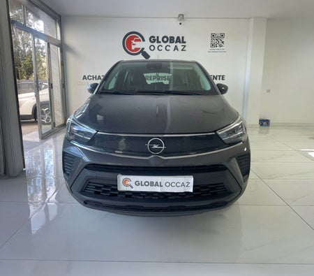 Black Opel Crossland 2022