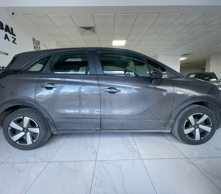 Black Opel Crossland 2022