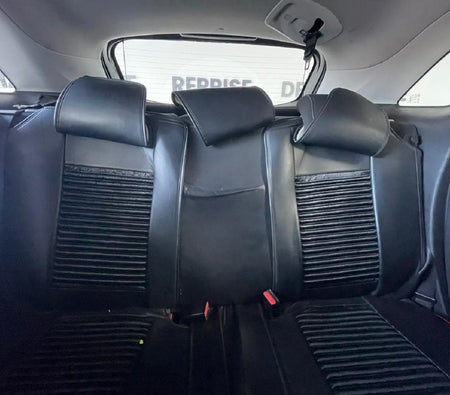 Black Opel Crossland 2022