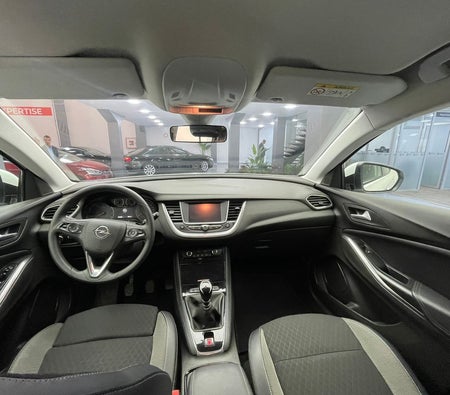Weiß Opel Großland 2021