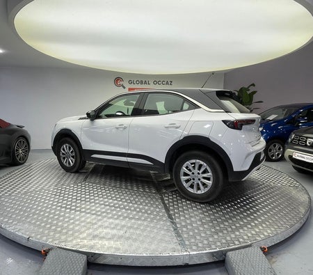 Blanco Opel Mokka 2023