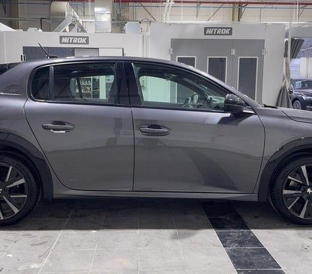 Grau Peugeot 208 GT Line 2023 Grau Peugeot 208 GT Line 2023