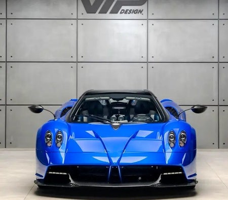 Pagani Huayra 2020, photo 2 of 4
