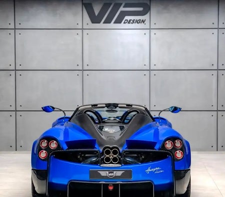 Blue Pagani Huayra 2020