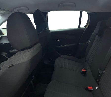 Amarillo Peugeot 208 1.6 HDi ActivePack 2023 Amarillo Peugeot 208 1.6 HDi ActivePack 2023