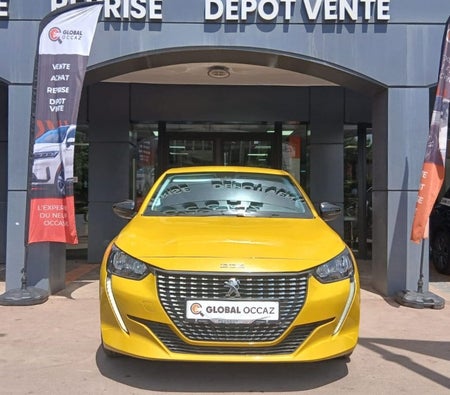 Amarillo Peugeot 208 1.6 HDi ActivePack 2023 Amarillo Peugeot 208 1.6 HDi ActivePack 2023