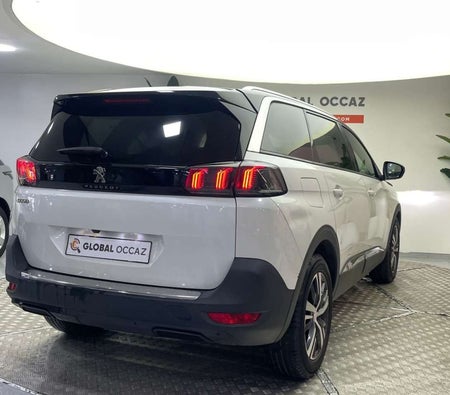 Pearl White Peugeot 5008 2.0 HDi Allure 2021