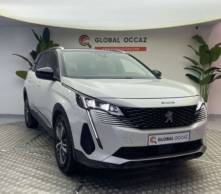Pearl White Peugeot 5008 2.0 HDi Allure 2021