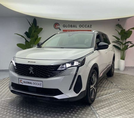 Pearl White Peugeot 5008 2.0 HDi Allure 2021