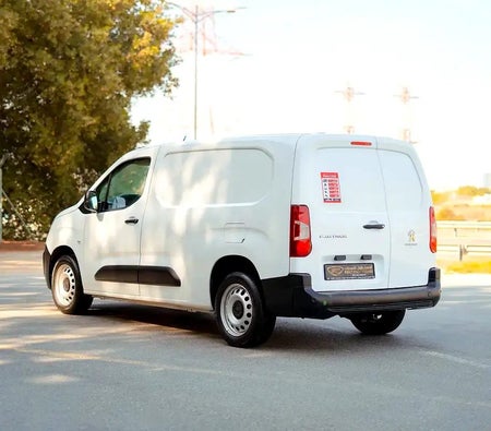 Peugeot Partner Van Long Body 2020, photo 4 of 4
