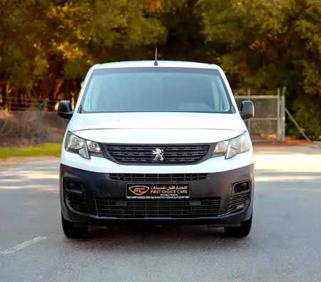 أبيض بيجو Partner Van Long Body 2020