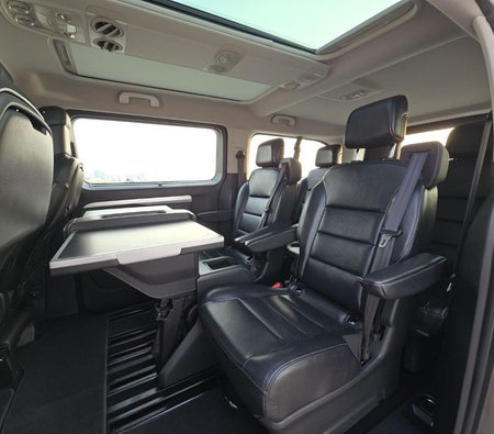 Peugeot Traveller 2020, photo 4 of 4