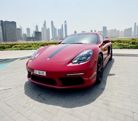 Porsche 718 Cayman 2024