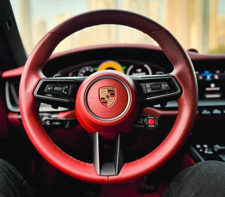 Porsche 911 Carrera 2025