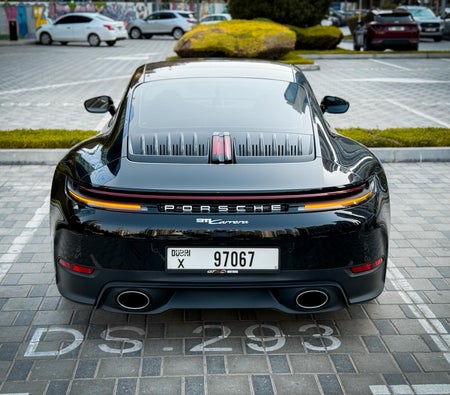 Porsche 911 Carrera 2025