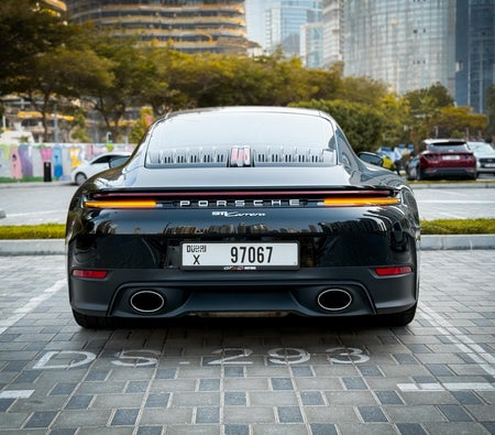 Porsche 911 Carrera 2025