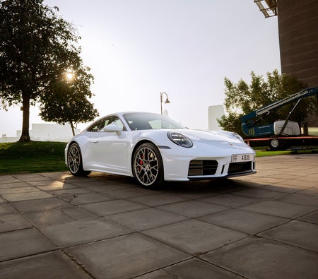 Porsche 911 Carrera 4S 2026, photo 4 of 4