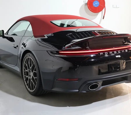 Noir Porsche 911 Carrera 2025