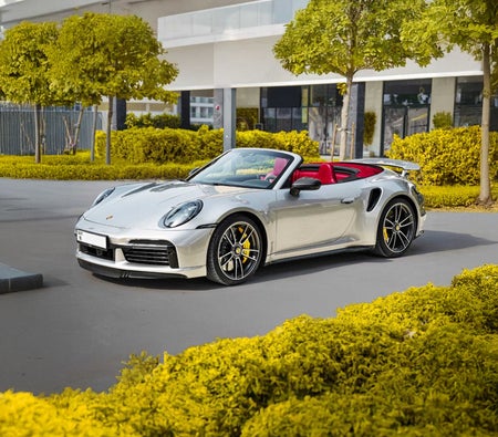 租 保时捷 911 涡轮增压 S 2023 在 迪拜