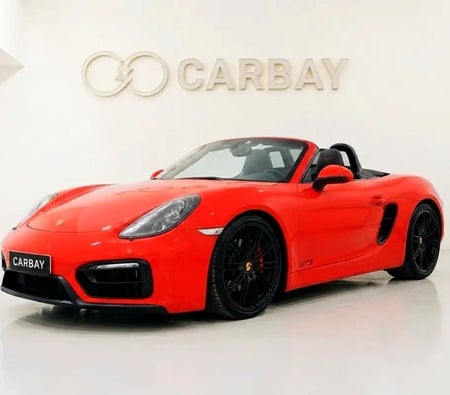 Красный Porsche Boxster GTS 2015 год Красный Porsche Boxster GTS 2015 год