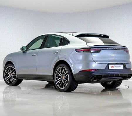 Gümüş Porsche Cayenne Coupe 2021