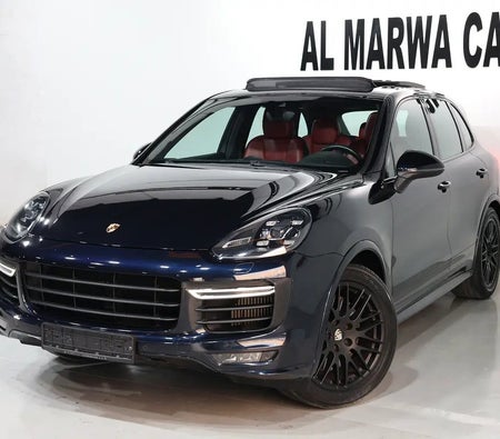 Porsche Cayenne GTS 2016, photo 1 of 4