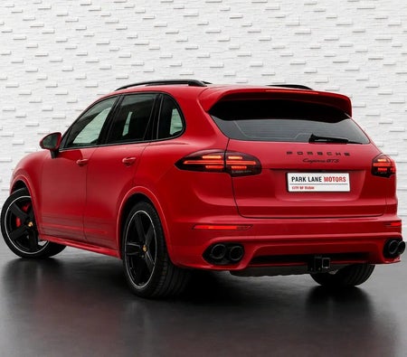 Porsche Cayenne GTS 2015, photo 2 of 4