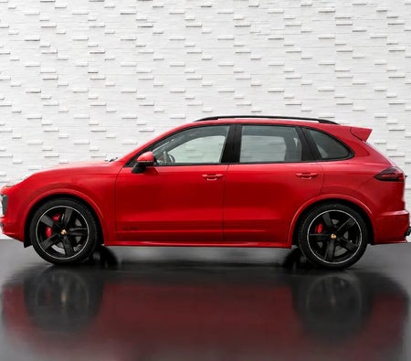Porsche Cayenne GTS 2015, photo 4 of 4