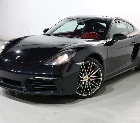 Porsche Cayman S 2018, photo 2 of 4