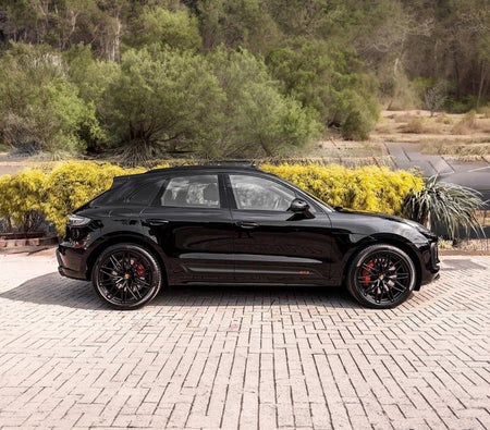 Black Porsche Macan GTS 2022