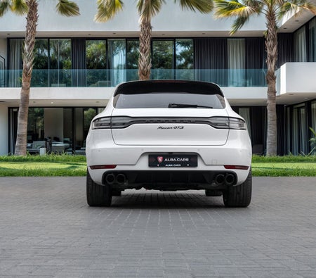 White Porsche Macan Turbo 2020