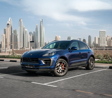 Alquilar Porsche Macan S 2024 en Dubai
