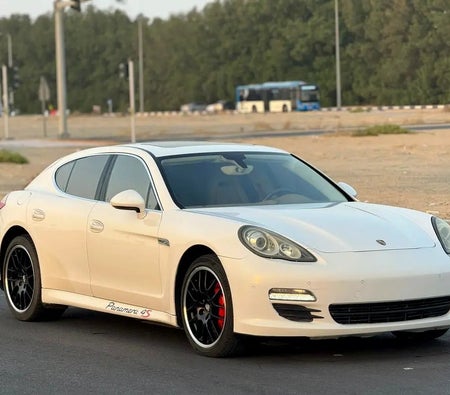 Weiß Porsche Panamera 4S 2010 Weiß Porsche Panamera 4S 2010