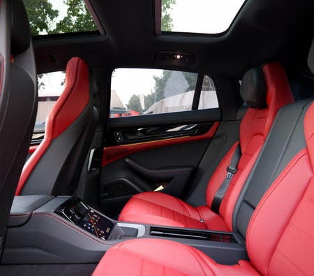 Porsche Panamera Platinum Edition 2024