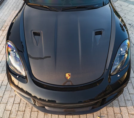 Porsche 718 Boxster S 2024
