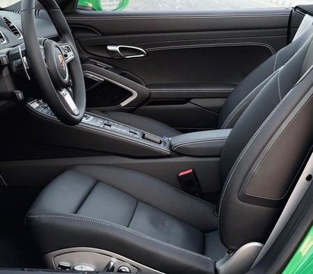 Verde Porsche 718 Boxster Convertible 2023