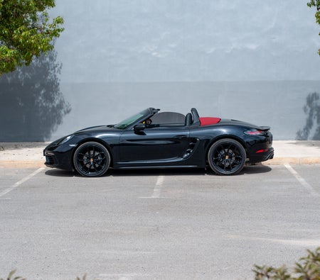 Black Porsche 718 Boxster 2023 Black Porsche 718 Boxster 2023